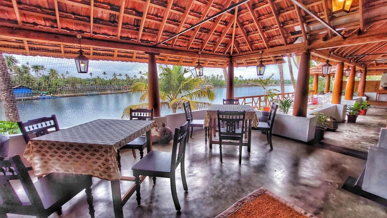 Vala House Hotel Cherai Beach Eksteriør billede