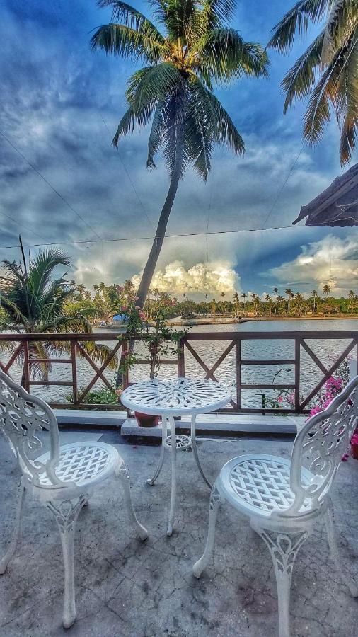 Vala House Hotel Cherai Beach Eksteriør billede