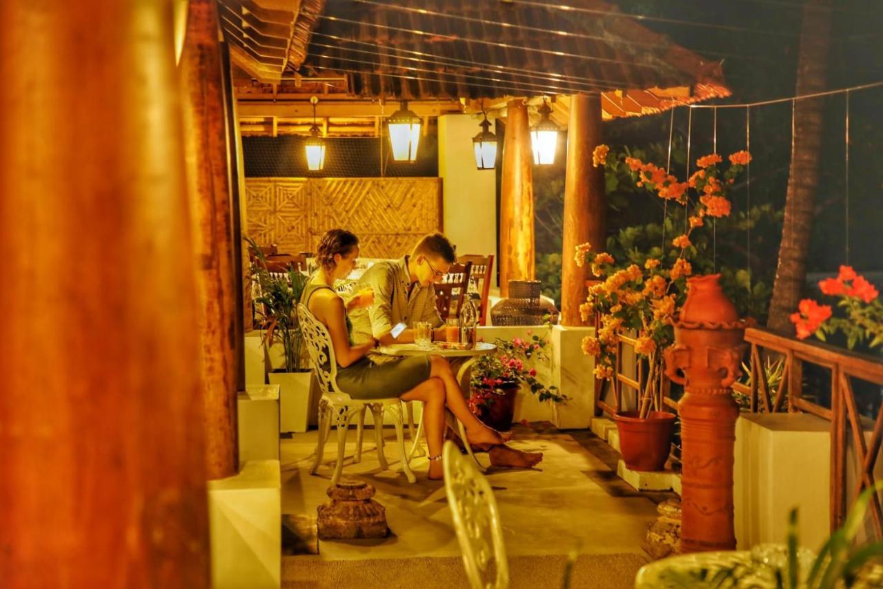Vala House Hotel Cherai Beach Eksteriør billede